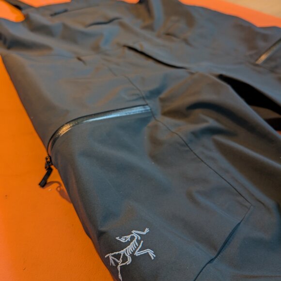 Arcteryx Sabre bib ski snowboard pants gortex - Picture 2 of 9